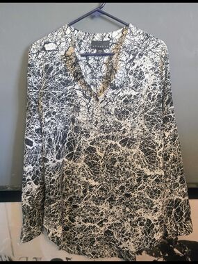 Women's Blk & Wht Marble-Print Button-Down Tunic Blouse by Attention Nw/oT sz L